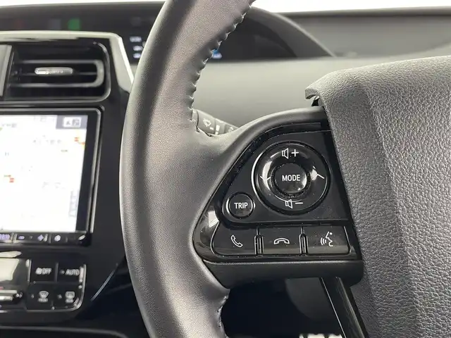 トヨタ プリウス S ツーリングセレクション 大分県 2019(平31)年 7.1万km ホワイトパールクリスタルシャイン TRDエアロ/アルパイン9インチナビ/アルパインデジタルインナーミラー（ドラレコ付き）/社外アルミホイル17インチ/クルーズコントロール/コーナーセンサー/バックカメラ/オートライト/オートマチックハイビーム/革巻ステアリング/ETC