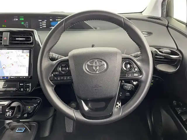 トヨタ プリウス S ツーリングセレクション 大分県 2019(平31)年 7.1万km ホワイトパールクリスタルシャイン TRDエアロ/アルパイン9インチナビ/アルパインデジタルインナーミラー（ドラレコ付き）/社外アルミホイル17インチ/クルーズコントロール/コーナーセンサー/バックカメラ/オートライト/オートマチックハイビーム/革巻ステアリング/ETC