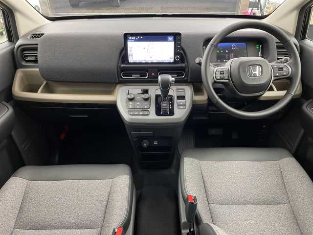 ホンダ フリード ハイブリット e:HEV AIR EX 兵庫県 2025(令7)年 0.1千km クリスタルブラックパール ・未使用車/・純正9インチナビ/・BT・TV・Apple Car Play・AndroidAuto/・両側パワースライドドア/・CMBS/・ACC/・レーンキープアシスト/・ブラインドスポットインフォメーション/・標識認識機能/・シートヒーター/・ハーフレザー/・オートマチックハイビーム/・LEDヘッドライト/・革巻きステアリング/・ステアリングリモコン/・プッシュスタート/・スペアキー/・電動パーキングブレーキ/・オートブレーキホールド/・純正15インチアルミホール