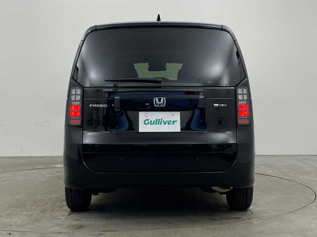 ホンダ フリード ハイブリット e:HEV AIR EX 兵庫県 2025(令7)年 0.1千km クリスタルブラックパール ・未使用車/・純正9インチナビ/・BT・TV・Apple Car Play・AndroidAuto/・両側パワースライドドア/・CMBS/・ACC/・レーンキープアシスト/・ブラインドスポットインフォメーション/・標識認識機能/・シートヒーター/・ハーフレザー/・オートマチックハイビーム/・LEDヘッドライト/・革巻きステアリング/・ステアリングリモコン/・プッシュスタート/・スペアキー/・電動パーキングブレーキ/・オートブレーキホールド/・純正15インチアルミホール