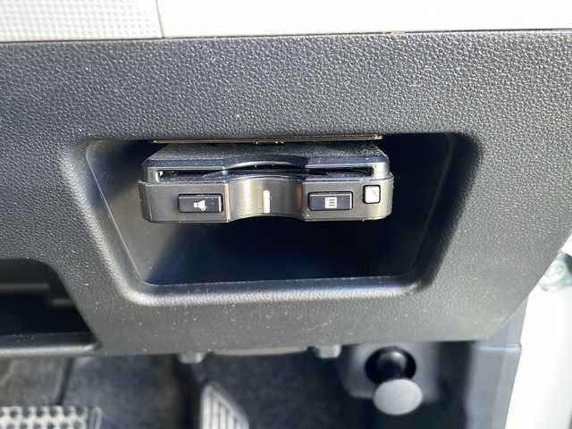 ダイハツ ムーヴ キャンバス X LTD メイクアッフ SA Ⅱ 三重県 2017(平29)年 4.7万km パールホワイトⅢ/ナチュラルベージュマイカメタリック 2トーン 純正ナビ　/両側パワースライドドア　/バックカメラ　/衝突軽減システム　/オートライト　/アイドリングストップ　/コーナーセンサー　/ステアリングスイッチ　/ＥＴＣ　/電動格納ミラー　/スペアキー　/純正フロアマット