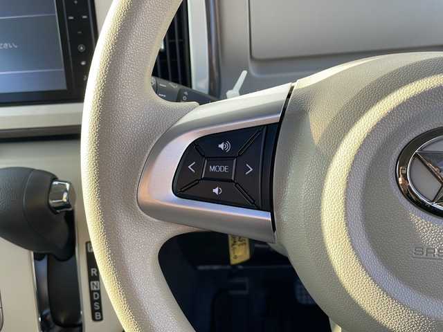 ダイハツ ムーヴ キャンバス X LTD メイクアッフ SA Ⅱ 三重県 2017(平29)年 4.7万km パールホワイトⅢ/ナチュラルベージュマイカメタリック 2トーン 純正ナビ　/両側パワースライドドア　/バックカメラ　/衝突軽減システム　/オートライト　/アイドリングストップ　/コーナーセンサー　/ステアリングスイッチ　/ＥＴＣ　/電動格納ミラー　/スペアキー　/純正フロアマット