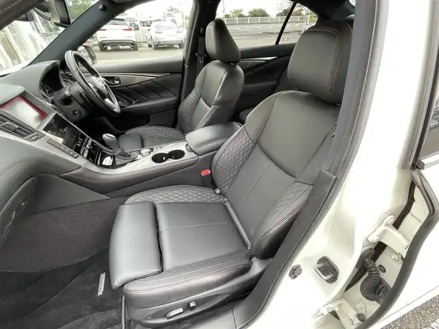 日産 スカイライン 400R 宮崎県 2020(令2)年 9.6万km ブリリアントホワイトパール 純正ナビ/(AM.FM.Bluetooth.DVD.CD)/フルセグTV/アラウンドビューカメラ/ETC/ドライブレコーダー/パドルシフト/レーダークルーズコントロール/プロパイロット/オートライト/パワーシート/オットマン/シートヒーター/スマートキー/スペアキー