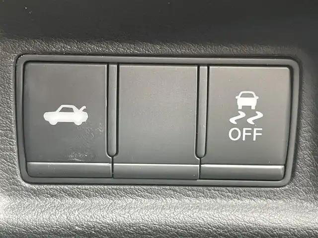 日産 スカイライン 400R 宮崎県 2020(令2)年 9.6万km ブリリアントホワイトパール 純正ナビ/(AM.FM.Bluetooth.DVD.CD)/フルセグTV/アラウンドビューカメラ/ETC/ドライブレコーダー/パドルシフト/レーダークルーズコントロール/プロパイロット/オートライト/パワーシート/オットマン/シートヒーター/スマートキー/スペアキー