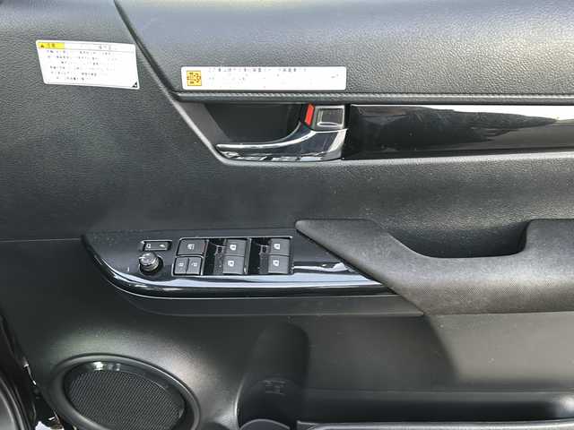 トヨタ ハイラックス Z ブラックラリーエディション 愛知県 2019(平31)年 5.6万km アティチュードブラックマイカ 禁煙車/純正メモリナビ/　　AM/FM/CD/DVD/BT/フルセグＴＶ/純正マッドガード/純正18インチAW/リアバンパープロテクター/荷台キャノピー/バックカメラ/前方ドライブレコーダー/クルーズコントロール/レーンキープアシスト/プリクラッシュセーフティ/ダウンヒルアシストコントロール/横滑り防止装置/盗難防止装置/LEDヘッドライト/フォグランプ/オートライト/ETC/Wエアバッグ/保証書/取説/スペアキー