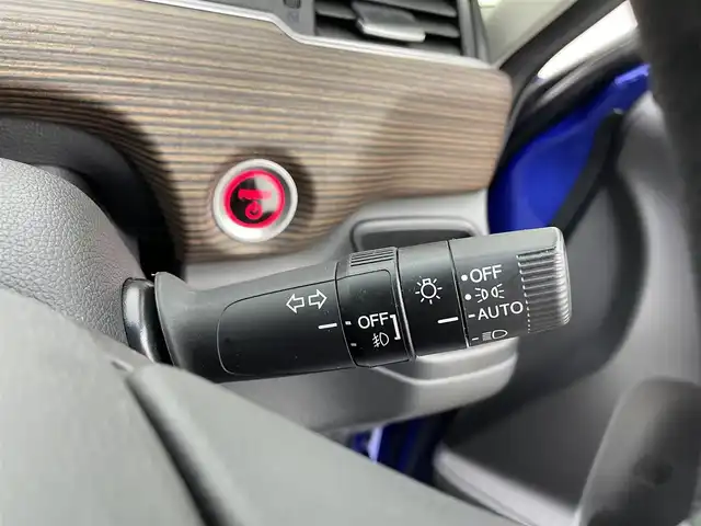 ホンダ フリード ハイブリット クロスター 宮城県 2023(令5)年 2.9万km プレミアムクリスタルブルークリスタル 純正ナビ/両側パワースライドドア/アダプティブクルーズコントロール/シートヒーター/ハーフレザーシート/ＬＥＤヘッドライト/ルーフレール/バックモニター/ETC/衝突軽減ブレーキ/レーンキープアシスト/フルセグTV/Bluetoothオーディオ/CD/DVD/フロントウィンドウ熱線/禁煙車