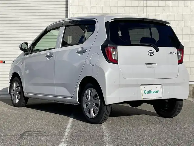 ダイハツ ミラ イース X SAⅢ 新潟県 2025(令7)年 0.1万km シャイニングホワイトパール ワンオーナー/衝突軽減/オーディオ/(AM/FM/BT/AUX)/アイドリングストップ/コーナーセンサー/AUTOライト/LEDヘッドライト/AUTOハイビーム/横滑り防止/電格ミラー/純正フロアマット/ドアバイザー/リモコンキー