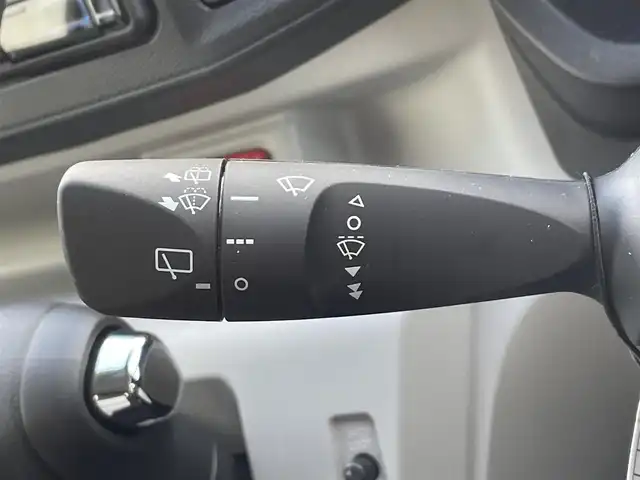 ダイハツ ミラ イース X SAⅢ 新潟県 2025(令7)年 0.1万km シャイニングホワイトパール ワンオーナー/衝突軽減/オーディオ/(AM/FM/BT/AUX)/アイドリングストップ/コーナーセンサー/AUTOライト/LEDヘッドライト/AUTOハイビーム/横滑り防止/電格ミラー/純正フロアマット/ドアバイザー/リモコンキー