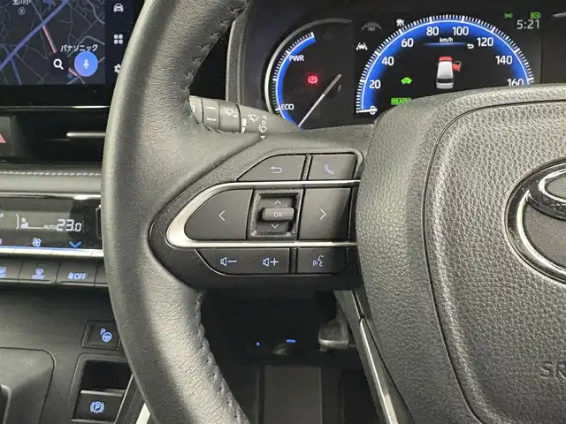 トヨタ ノア ハイブリッド S－Z 滋賀県 2023(令5)年 3万km ホワイトパールクリスタルシャイン 純正SDナビ/【Bluetooth/CD/DVD/USB】/フリップダウンモニター/両側パワースライドドア/全方位カメラ/シートヒーター/ハーフレザーシート/追従クルーズコントロール/LEDヘッドライト/純正１７AW/革巻ステアリング/電子パーキング/オートホールド/スマートキー