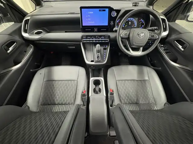 トヨタ ノア ハイブリッド S－Z 滋賀県 2023(令5)年 3万km ホワイトパールクリスタルシャイン 純正SDナビ/【Bluetooth/CD/DVD/USB】/フリップダウンモニター/両側パワースライドドア/全方位カメラ/シートヒーター/ハーフレザーシート/追従クルーズコントロール/LEDヘッドライト/純正１７AW/革巻ステアリング/電子パーキング/オートホールド/スマートキー