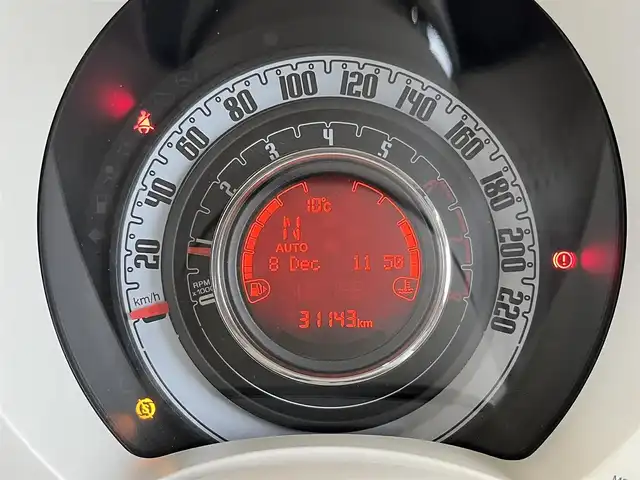 フィアット ５００ 1．2 ポップ 山形県 2019(令1)年 3.2万km ロッソ・オフィチーナ Chocomooエディション/純正AWスタッドレス(175/65/R14)有り/純正ディスプレイオーディオ/・Bluetooth/USB/・AppleCarPlay/AndoroidAuto/キーレス/アイドリングストップ