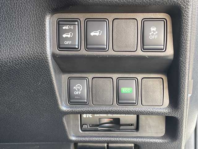 日産 エクストレイル 20Xtt エマージェンシーブレーキ 千葉県 2017(平29)年 8.4万km ブリリアントホワイトパール ナビ　全方位カメラ　電動リアドア　ドラレコ　フルセグ　クルコン　ＢＴ　ＥＴＣ　エマブレ　シートヒーター　科プロんシート　スマートキー　ステアスイッチ　ＬＥＤライト　オートライト　１８インチＡＷ　４ＷＤ