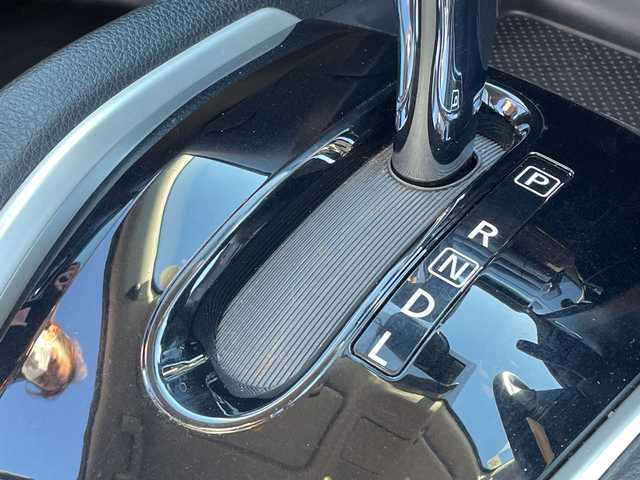 日産 エクストレイル 20Xtt エマージェンシーブレーキ 千葉県 2017(平29)年 8.4万km ブリリアントホワイトパール ナビ　全方位カメラ　電動リアドア　ドラレコ　フルセグ　クルコン　ＢＴ　ＥＴＣ　エマブレ　シートヒーター　科プロんシート　スマートキー　ステアスイッチ　ＬＥＤライト　オートライト　１８インチＡＷ　４ＷＤ