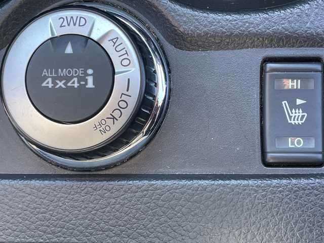 日産 エクストレイル 20Xtt エマージェンシーブレーキ 千葉県 2017(平29)年 8.4万km ブリリアントホワイトパール ナビ　全方位カメラ　電動リアドア　ドラレコ　フルセグ　クルコン　ＢＴ　ＥＴＣ　エマブレ　シートヒーター　科プロんシート　スマートキー　ステアスイッチ　ＬＥＤライト　オートライト　１８インチＡＷ　４ＷＤ