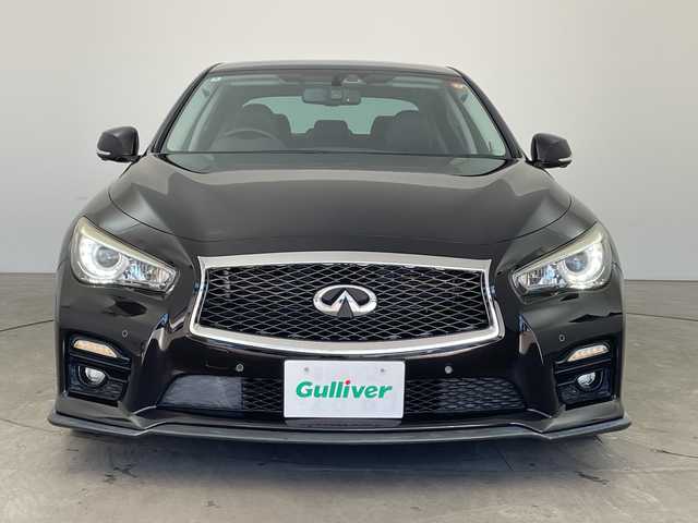 日産 スカイライン ハイブリッド 350GT Type SP 兵庫県 2014(平26)年 6.8万km ガーネットブラック ・純正ナビ&BT&CD&DVD&USB&TV/・全方位カメラ/・サンルーフ/・革シート/・ビルトインＥＴＣ/・エマージェンシーブレーキ/・車線逸脱防止支援システム/・車線逸脱警報/・後側方衝突防止支援/・後側方車両検知/・後退時衝突防止支援/・前方衝突予測警報/・ブレーキアシスト/・車両接近通報装置/・ステアリングスイッチ/・革巻きステアリング/・パドルシフト/・前席パワーシート/・シートヒーター/・フロアマット/・ＢＯＳＥサウンドシステム/・レーダークルーズコントロール/・クリアナンスソナー/・アンビエントＬＥＤライトシステム/・ＷＡＬＤ20インチアルミホイール/・ＨＫＳハイパフォーマンス車高調/・ヒルスタートアシスト/・スマートキー/・LEDライト/・保証書/・取扱説明書