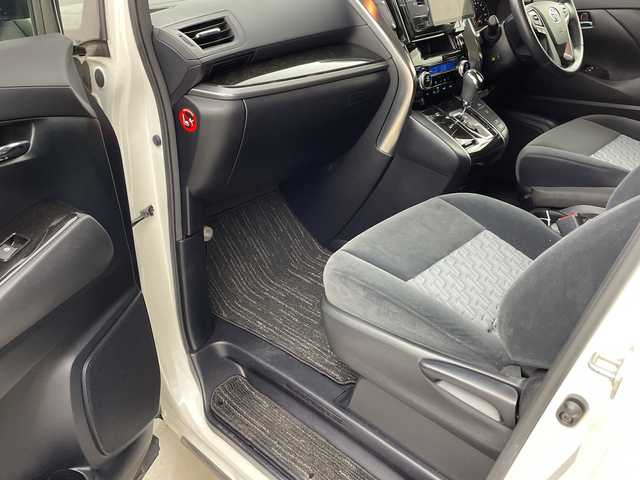 トヨタ ヴェルファイア Z 兵庫県 2015(平27)年 5万km ホワイトパールクリスタルシャイン ・社外10インチナビ（CN-F1X10BGD）/CD/DVD/Blu-ray/TV/SD/USB/HDMI/・バックカメラ/・純正11インチフリップダウンモニター（V11T-R62C）/・ビルトインETC/・両側パワースライドドア/・社外デジタルインナーミラー型前後ドライブレコーダー/・AC１００V電源/・社外車高調/・社外20インチアルミホイール/・nanoe/・LEDヘッドライト/・オートライト/・フォグランプ/・スマートキー/・プッシュスタート