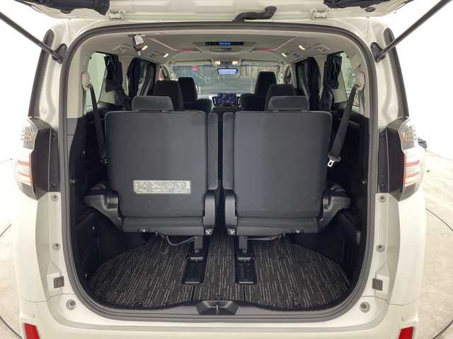 トヨタ ヴェルファイア Z 兵庫県 2015(平27)年 5万km ホワイトパールクリスタルシャイン ・社外10インチナビ（CN-F1X10BGD）/CD/DVD/Blu-ray/TV/SD/USB/HDMI/・バックカメラ/・純正11インチフリップダウンモニター（V11T-R62C）/・ビルトインETC/・両側パワースライドドア/・社外デジタルインナーミラー型前後ドライブレコーダー/・AC１００V電源/・社外車高調/・社外20インチアルミホイール/・nanoe/・LEDヘッドライト/・オートライト/・フォグランプ/・スマートキー/・プッシュスタート