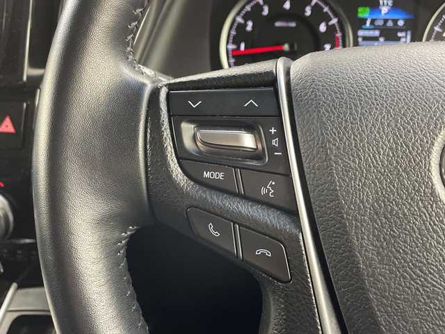 トヨタ ヴェルファイア Z 兵庫県 2015(平27)年 5万km ホワイトパールクリスタルシャイン ・社外10インチナビ（CN-F1X10BGD）/CD/DVD/Blu-ray/TV/SD/USB/HDMI/・バックカメラ/・純正11インチフリップダウンモニター（V11T-R62C）/・ビルトインETC/・両側パワースライドドア/・社外デジタルインナーミラー型前後ドライブレコーダー/・AC１００V電源/・社外車高調/・社外20インチアルミホイール/・nanoe/・LEDヘッドライト/・オートライト/・フォグランプ/・スマートキー/・プッシュスタート