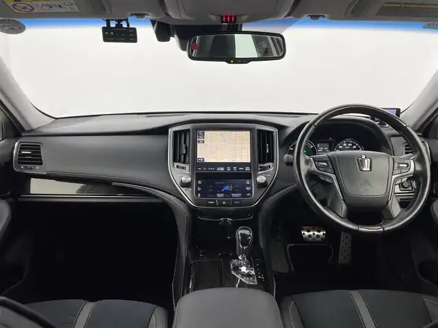 トヨタ クラウン ハイブリッド アスリートSJ-フロンティアLTD 群馬県 2017(平29)年 4.8万km ダークレッドマイカメタリック 純正8インチナビ/・AM/FM/CD/DVD/Blu-ray/SD/USB/AUX/Bluetooth/フルセグTV/バックカメラ/トヨタセーフティセンスP/・プリクラッシュセーフティシステム/・レーンディパーチャーアラート/・オートマチックハイビーム/・レーダークルーズコントロール(ブレーキ制御付)/クリアランスソナー(インテリジェントクリアランスソナー)/LEDヘッドランプ/Jフロンティアリミテッド 専用装備/・フロントグリル(漆黒メッキ)/・リヤライセンス/LEDリヤコンビネーションガーニッシュ(ダークスモークメッキ)/・王冠エンブレム(ダークスモークメッキ)/純正ビルトインETC/プッシュスタート/スマートキー×2本