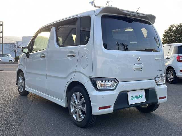 スズキ ワゴンＲ スティングレー HYBRID X 福島県 2020(令2)年 3.1万km ピュアホワイトP 社外オーディオ/（ＵＳＢ＆ＢＴ＆CD）/衝突軽減ブレーキ/レーンキープアシスト/純正１４inアルミホイール/オートライト/ＬＥＤライト/フォグランプ/電動格納ミラー/スマートキー/プッシュスタート/Ｗエアバッグ/横滑り防止装置/ＡＢＳ/ドアバイザー/純正フロアマット/新車保証書/取扱説明書/シートカバー/ステアリングスイッチ/シートヒーター（D席）