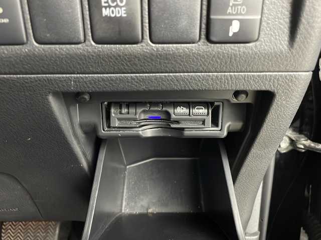 トヨタ アルファード 240S タイプゴールド 埼玉県 2013(平25)年 6.6万km ブラック 社外ナビ/(Bluetooth/SD/CD/DVD/フルセグTV)/フリップダウンモニターTMX-R3000/モデリスタフロントスポイラー/バックカメラ/両側パワースライドドア/クルーズコントロール/ETC/シートカバー/純正18インチアルミホイール/純正フロアマット/ドアバイザー/キセノンヘッドライト/フォグランプ/オートライト/スペアキー/プッシュスタート/スマートキー/横滑り防止装置/盗難防止装置/社外グリル