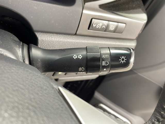 トヨタ アルファード 240S タイプゴールド 埼玉県 2013(平25)年 6.6万km ブラック 社外ナビ/(Bluetooth/SD/CD/DVD/フルセグTV)/フリップダウンモニターTMX-R3000/モデリスタフロントスポイラー/バックカメラ/両側パワースライドドア/クルーズコントロール/ETC/シートカバー/純正18インチアルミホイール/純正フロアマット/ドアバイザー/キセノンヘッドライト/フォグランプ/オートライト/スペアキー/プッシュスタート/スマートキー/横滑り防止装置/盗難防止装置/社外グリル