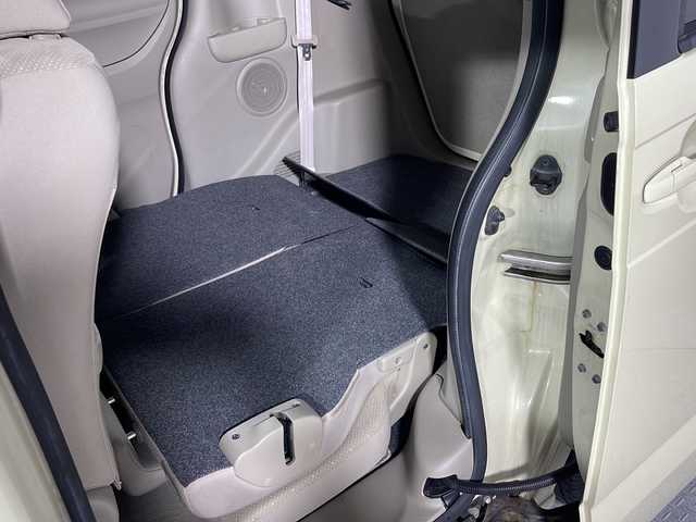 ホンダ Ｎ ＢＯＸ G 沖縄県 2012(平24)年 8.3万km ヒダマリアイボリーパール 禁煙車　/純正オーディオ/→【ＣＤ／ラジオ／ＵＳＢ／ＡＵＸ】　/電動格納ミラー　/ヘッドライトレベライザー　/純正フロアマット　/ベンチシート　/チップアップシート　/横滑り防止装置　/スマートキー　/スペアキー