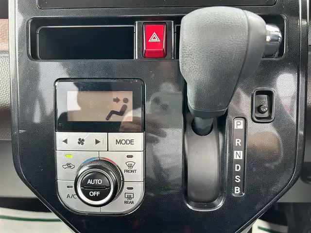 トヨタ ルーミー G S 栃木県 2017(平29)年 3.7万km マゼンタベリーマイカM スマートアシスト/純正7インチナビ/ワンセグTV/Bluetooth/バックカメラ/前ドライブレコーダー/前席シートヒーター/両側パワースライドドア/クルーズコントロール/スマートキー×1/プッシュスタート/ステアリングリモコン/LEDオートライト/純正14インチAW/アイドリングストップ/横滑り防止装置/電動格納ミラー