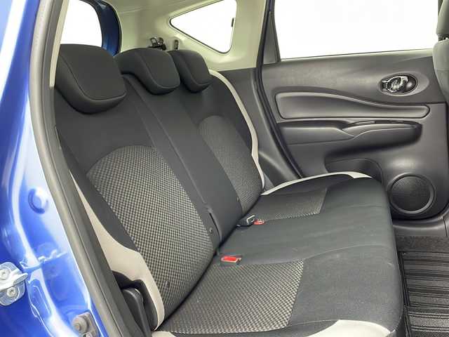 日産 ノート X DIG－S 新潟県 2018(平30)年 2.9万km シャイニングブルー 純正SDナビ/(AM/FM/CD/SD/フルセグ/Bluetooth)/バックモニター/社外アルミホイール付夏タイヤ積込/(185/70/R14/5mm)/エマージェンシーブレーキ/純正フロアマット/スマートキー/ETC