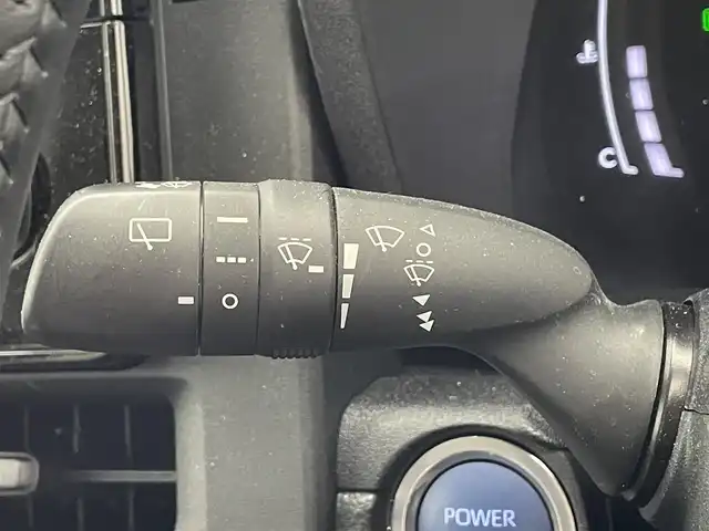 トヨタ シエンタ ハイブリッド Z 滋賀県 2023(令5)年 3万km ブラック 純正10.5インチナビ/（フルセグTV・FM・Bluetooth・USB）/全方位カメラ/前席シートヒーター/追従型クルーズコントロール/両側パワースライドドア/ステアリングスイッチ/ステアリングヒ－ター/コーナーセンサー/ETC2.0/レーンキープアシスト/スマートキー/横滑り防止装置/エンジンプッシュスタート