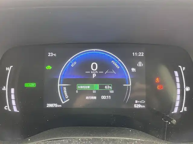 トヨタ シエンタ ハイブリッド Z 滋賀県 2023(令5)年 3万km ブラック 純正10.5インチナビ/（フルセグTV・FM・Bluetooth・USB）/全方位カメラ/前席シートヒーター/追従型クルーズコントロール/両側パワースライドドア/ステアリングスイッチ/ステアリングヒ－ター/コーナーセンサー/ETC2.0/レーンキープアシスト/スマートキー/横滑り防止装置/エンジンプッシュスタート