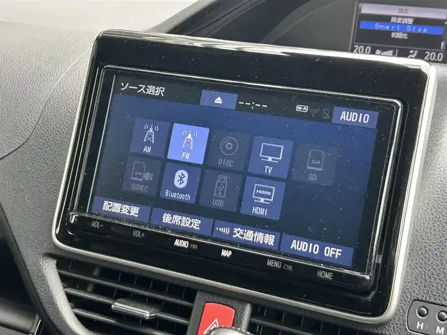 トヨタ ノア Si ダブルバイビーⅡ 静岡県 2020(令2)年 6.9万km ブラック 特別仕様車/トヨタセーフティセンス/純正９型ナビ/フルセグＴＶ/ＤＶＤ再生/ＢＴ/バックカメラ/ＥＴＣ/純正１２型後席モニター/ＬDA/ＰＫＳＢ/前後コーナーセンサー/両側電動スライドドア/ＬＥＤヘッドライト/オートライト/オートハイビーム/純正フロアマット/純正１６ＡＷ