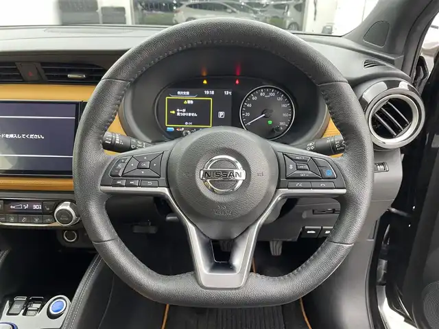 日産 キックス X ツートーンインテリアED 宮城県 2020(令2)年 4.7万km ピュアブラック 純正９型ナビ　/プロパイロット　/アラウンドビューモニター　/専用ハーフレザーシート　/エマージェンシーブレーキ　/車線逸脱警報　/インテリジェントルームミラー　/ドライブレコーダー　/ＥＴＣ　/電動パーキングブレーキ/シートヒーター/LEDヘッドライト/フォグランプ/ルーフレール/禁煙車