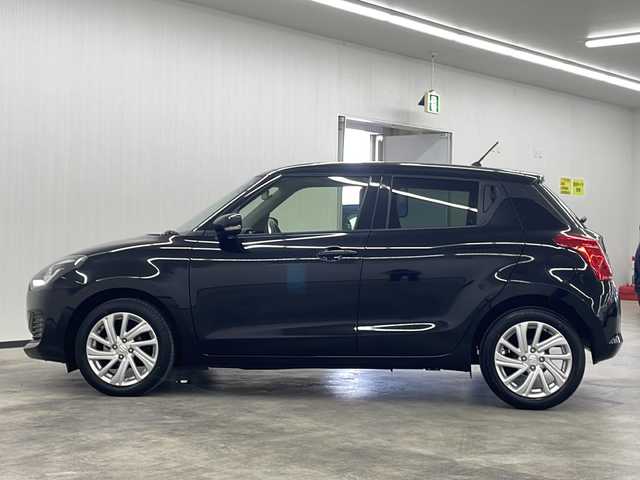 スズキ スイフト XG 長崎県 2022(令4)年 3.2万km スーパーブラックパール ワンオーナー/純正メモリーナビ/（BT/CD/DVD）/ブラインドスポットモニター/シートヒータ（D席）/スペアキー1本/クルーズコントロール（追従有)/レーンキープアシスト/純正16インチアルミホイール/取説・保証書