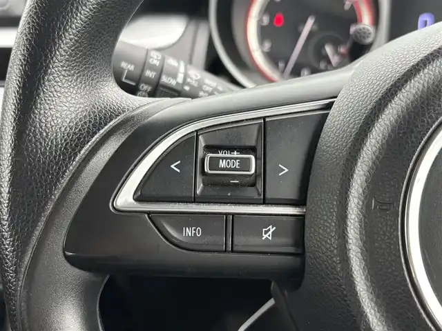 スズキ スイフト XG 宮城県 2020(令2)年 6万km スーパーブラックパール 登録時走行距離59620ｋｍ/ディーラーオプションナビ/・フルセグテレビ/・Bluetooth/・CD/DVD/全方位カメラ/追従型クルコン/デュアルブレーキサポート/レーンキープアシスト/パーキングセンサー/ＬＥＤオートライト/Ｄ席シートヒーター/ステアリングスイッチ/ＥＴＣ/プッシュスタート/スマートキー/電格ミラー/ウインカーミラー/純正フロアマット