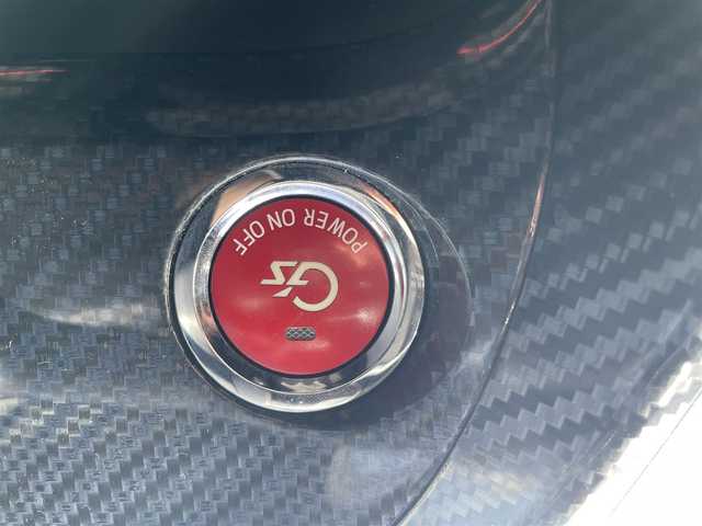 トヨタ プリウス S ツーリングセレ G’s 福岡県 2014(平26)年 11.5万km ホワイトパールクリスタルシャイン (株)IDOMが運営する【じしゃロン八幡西店】の自社ローン専用車両になります。こちらは現金またはオートローンご利用時の価格です。自社ローンご希望の方は別途その旨お申付け下さい/純正HDDナビ(NHZD-W62G)/【Bluetooth・CD・DVD・TV】/純正アルミホイール/純正フロアマット/純正エアロ/バックカメラ/カーテンエアバック/ETC/G’sスタートスイッチ/レーダー探知機/フロントフォグランプ/ウィンカーミラー
