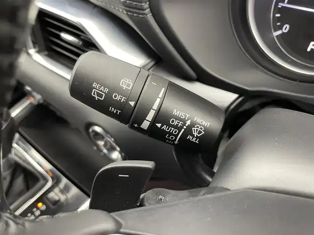 マツダ ＣＸ－８ XD プロアクティブ 富山県 2017(平29)年 3.1万km ソウルレッドクリスタルM BOSEサウンド/純正ナビ（AM/FM/DVD/BT/USB/フルセグ）/全方位カメラ/後席モニター/ETC/ドライブレコーダー/ヘッドアップディスプレイ/ブラインドスポットモニター/D席パワーシート/D席メモリシート/シートヒーター/ハンドルヒーター/衝突被害軽減システム/レーダークルーズコントロール/レーンキープアシスト/コーナーセンサー/横滑り防止装置/アイドリングストップ/純正アルミホイール/純正フロアマット/オートホールド付電子パーキング/スマートキー/スペアキー