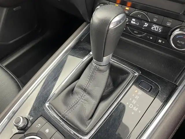 マツダ ＣＸ－８ XD プロアクティブ 富山県 2017(平29)年 3.1万km ソウルレッドクリスタルM BOSEサウンド/純正ナビ（AM/FM/DVD/BT/USB/フルセグ）/全方位カメラ/後席モニター/ETC/ドライブレコーダー/ヘッドアップディスプレイ/ブラインドスポットモニター/D席パワーシート/D席メモリシート/シートヒーター/ハンドルヒーター/衝突被害軽減システム/レーダークルーズコントロール/レーンキープアシスト/コーナーセンサー/横滑り防止装置/アイドリングストップ/純正アルミホイール/純正フロアマット/オートホールド付電子パーキング/スマートキー/スペアキー