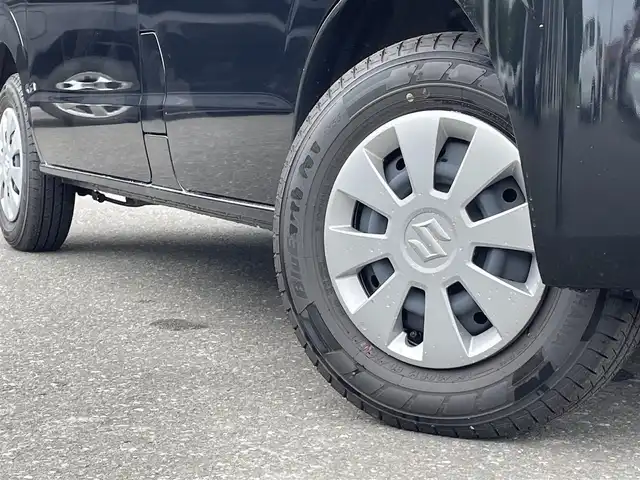 スズキ エブリイ JOIN 青森県 2023(令5)年 0.1千km ブルーイッシュブラックパール3 パートタイム４WD/CD/FM/AM/M’sキャンパー製キャンピングキット/左右サイドシェルフ/オーバーヘッドシェルフ/床下収納ベッドキット/リクライニング可能ベッドマット/シンク/電動蛇口/給水/排水タンク/室内コンセント/左右はね上げ式テーブル/ソーラーパネル/車外テーブル/Jackery製ポータブル電源/外部電源入力システム/通常時、リヤシート使用可能/デュアルカメラブレーキサポート/レーンキープ/横滑り防止装置/オートライト