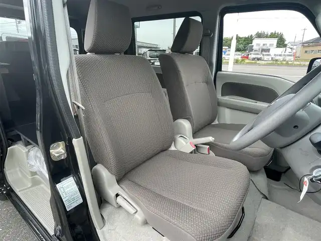 スズキ エブリイ JOIN 青森県 2023(令5)年 0.1千km ブルーイッシュブラックパール3 パートタイム４WD/CD/FM/AM/M’sキャンパー製キャンピングキット/左右サイドシェルフ/オーバーヘッドシェルフ/床下収納ベッドキット/リクライニング可能ベッドマット/シンク/電動蛇口/給水/排水タンク/室内コンセント/左右はね上げ式テーブル/ソーラーパネル/車外テーブル/Jackery製ポータブル電源/外部電源入力システム/通常時、リヤシート使用可能/デュアルカメラブレーキサポート/レーンキープ/横滑り防止装置/オートライト
