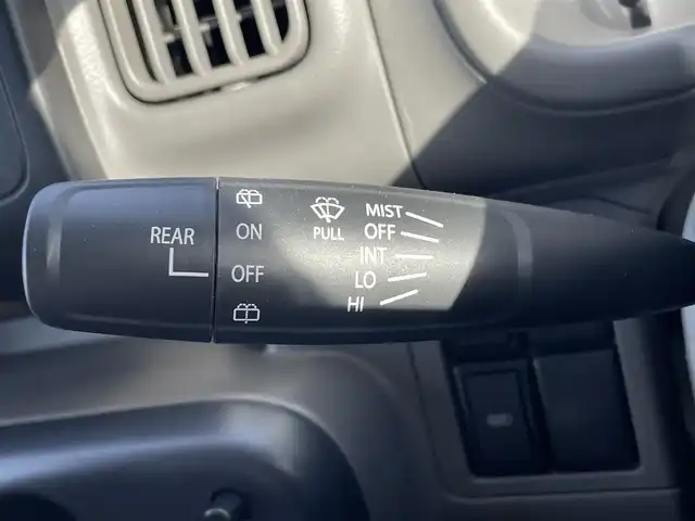 スズキ エブリイ JOIN 兵庫県 2023(令5)年 0.1千km ブルーイッシュブラックパール3 パートタイム４WD/CD/FM/AM/M’sキャンパー製キャンピングキット/左右サイドシェルフ/オーバーヘッドシェルフ/床下収納ベッドキット/リクライニング可能ベッドマット/シンク/電動蛇口/給水/排水タンク/室内コンセント/左右はね上げ式テーブル/ソーラーパネル/車外テーブル/Jackery製ポータブル電源/外部電源入力システム/通常時、リヤシート使用可能/デュアルカメラブレーキサポート/レーンキープ/横滑り防止装置/オートライト