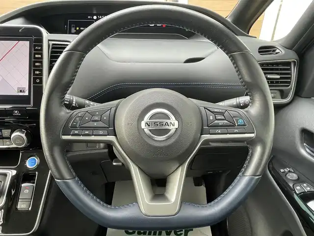 日産 セレナ e-パワー オーテック スポーツスペック 宮崎県 2021(令3)年 7.1万km ダークメタルグレー ワンオーナー/純正10型ナビ/　(Bluetooth/CD/DVD)/フルセグTV/両側ハンズフリーパワスラドア/インテリジェントアラウンドビューモニター/ドライブレコーダー/プロパイロット/ソナー機能/全方位運転支援システム/・インテリジェントエマージェンシーブレーキ/・標識検知機能/・前方衝突予測警報/・踏み間違い衝突防止アシスト/・車線逸脱防止支援システム/・後側方車両検知警報/・後側方衝突防止支援システム/・ふらつき警報/アダプティブLEDヘッドランプ/デュアルオートエアコン/本革巻きステアリング/ツートーン合皮シート/スマートアップ3列目シート/純正17インチアルミホイール/インテリジェントキー/プッシュパワースターター/禁煙車
