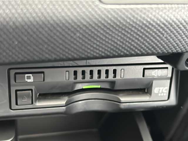 トヨタ エスティマ アエラス プレミアム 千葉県 2018(平30)年 8.1万km ブラック エアロパーツ　１０型ナビＮＳＺＮ－Ｚ６６Ｔ　バックカメラ　両側パワースライドドア　ＰＣＳ　ＡＨＢ　ＬＤＡ　セーフティセンス　クルコン　ＥＴＣ　パワーシート　ハーフレザー　１７インチＡＷ　スマートキー