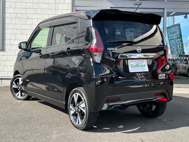 日産 デイズ ハイウェイスターG ターボ 青森県 2019(令1)年 3.3万km ブラック 4WD/ターボ/純正9インチナビ（BlueTooth/フルセグ/ミュージックストッカー）/全方位カメラ/バックカメラ/純正エンジンスターター/スペアキー/ハーフレザーシート/D/N席シートヒーター/オートライト/保証書/ナビ説明書/取扱説明書