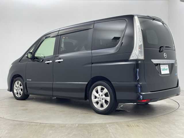 日産 セレナ ハイウェイスター Sハイブリッド 鹿児島県 2012(平24)年 5.5万km スーパーブラック 禁煙車/社外ナビ/・AM/FM/CD/DVD/Bluetooth/フルセグ/クルーズコントロール/オートライト/電動格納ミラー/ウィンカーミラー/バックカメラ/純正フロアマット/アイドリングストップ/両側パワースライドドア/ウィンカーミラー/オートライト/サンシェード/ETC/純正16インチAW