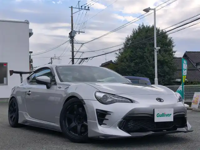 トヨタ ８６ GT 熊本県 2014(平26)年 4.9万km スターリングシルバー TRDエアロ/RAYS VOLKRACING17インチアルミホイール/HKSマフラー/HKS車高調/NARDIステアリング/VOLTEXリアウィング/ENDLESSブレーキキャリパー/社外テール/純正ナビ/【フルセグTV/CD/DVD/SD/BT】/バックカメラ/前後ドライブレコーダー/TVキャンセラー/ETC/LEDオートヘッドライト/スマートキー/プッシュスタート/取扱説明書(車両・ナビ)/純正ステアリング積込/純正テールランプ積込