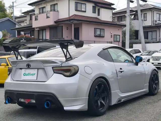 トヨタ ８６ GT 熊本県 2014(平26)年 4.9万km スターリングシルバー TRDエアロ/RAYS VOLKRACING17インチアルミホイール/HKSマフラー/HKS車高調/NARDIステアリング/VOLTEXリアウィング/ENDLESSブレーキキャリパー/社外テール/純正ナビ/【フルセグTV/CD/DVD/SD/BT】/バックカメラ/前後ドライブレコーダー/TVキャンセラー/ETC/LEDオートヘッドライト/スマートキー/プッシュスタート/取扱説明書(車両・ナビ)/純正ステアリング積込/純正テールランプ積込