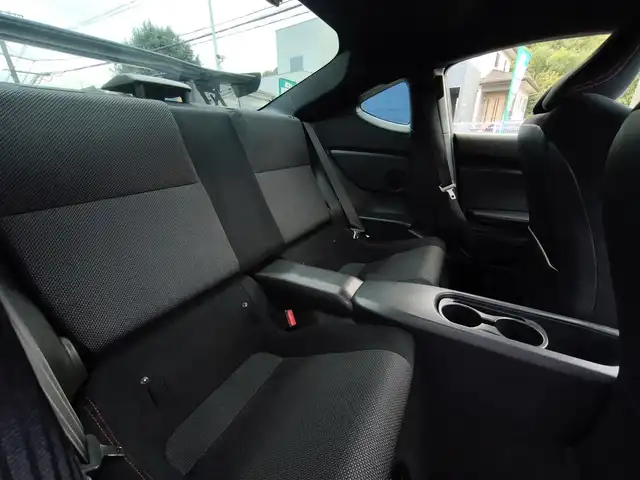 トヨタ ８６ GT 熊本県 2014(平26)年 4.9万km スターリングシルバー TRDエアロ/RAYS VOLKRACING17インチアルミホイール/HKSマフラー/HKS車高調/NARDIステアリング/VOLTEXリアウィング/ENDLESSブレーキキャリパー/社外テール/純正ナビ/【フルセグTV/CD/DVD/SD/BT】/バックカメラ/前後ドライブレコーダー/TVキャンセラー/ETC/LEDオートヘッドライト/スマートキー/プッシュスタート/取扱説明書(車両・ナビ)/純正ステアリング積込/純正テールランプ積込