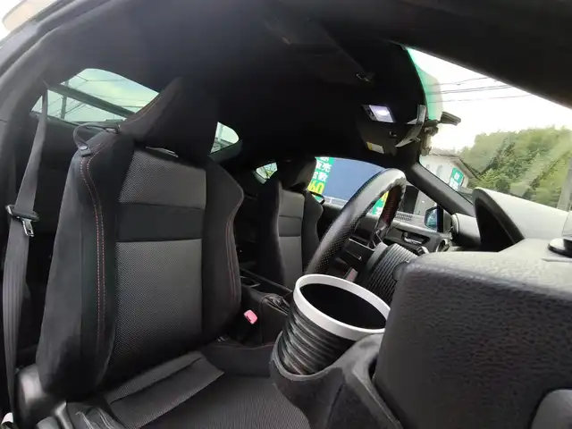 トヨタ ８６ GT 熊本県 2014(平26)年 4.9万km スターリングシルバー TRDエアロ/RAYS VOLKRACING17インチアルミホイール/HKSマフラー/HKS車高調/NARDIステアリング/VOLTEXリアウィング/ENDLESSブレーキキャリパー/社外テール/純正ナビ/【フルセグTV/CD/DVD/SD/BT】/バックカメラ/前後ドライブレコーダー/TVキャンセラー/ETC/LEDオートヘッドライト/スマートキー/プッシュスタート/取扱説明書(車両・ナビ)/純正ステアリング積込/純正テールランプ積込