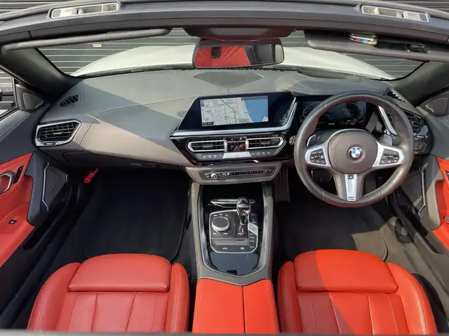 ＢＭＷ ＢＭＷ Ｚ４ sDrive20i Mスポーツ 三重県 2023(令5)年 2.9万km アルピンホワイトⅢ 地デジＴＶ　/ヴァーネスカマグマレッドシート　/ＨＵＤ　/ｈａｒｍａｎ／ｋａｒｄｏｎ　/黒幌　/ＡＣＣ　/ワイヤレスカープレイ　/ワイヤレスチャージ　/ライブコックピット　/バックカメラ　/ＥＴＣ　/レーダー探知機　/ＬＥＤ